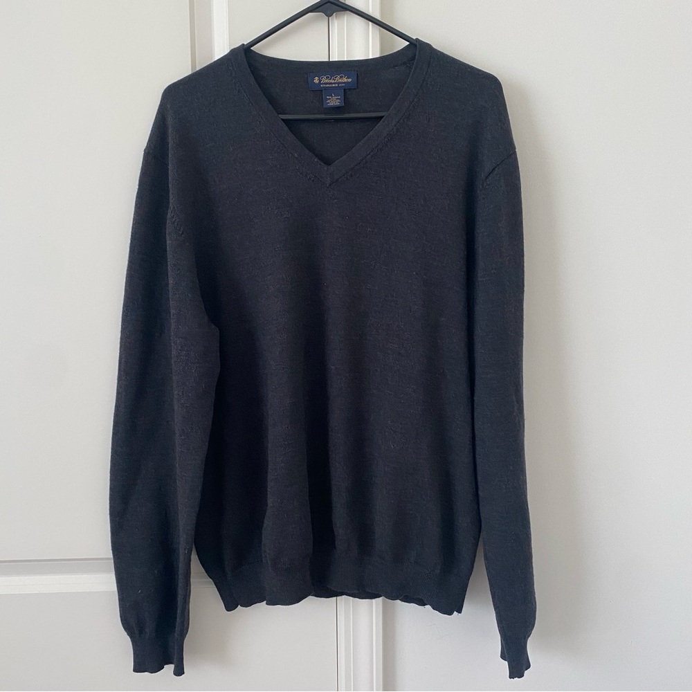 Brooks Brothers Mens Sweater Large Merino Wool Charcoal Gray Academia V-Neck HQ
